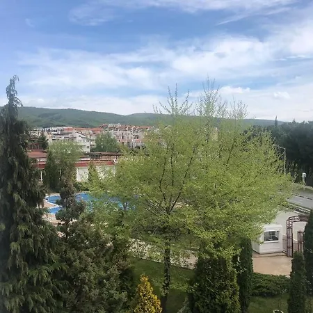 2 Bed With Sea Views