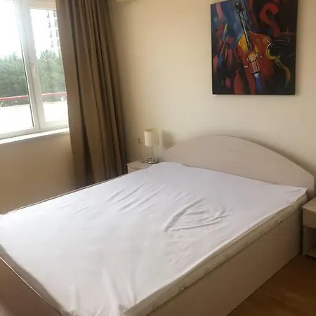 2 Bed With Sea Views