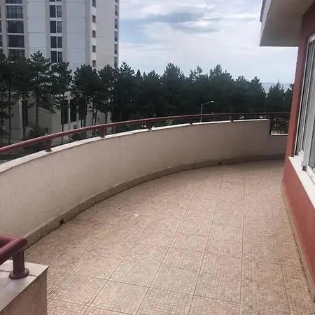 2 Bed With Sea Views